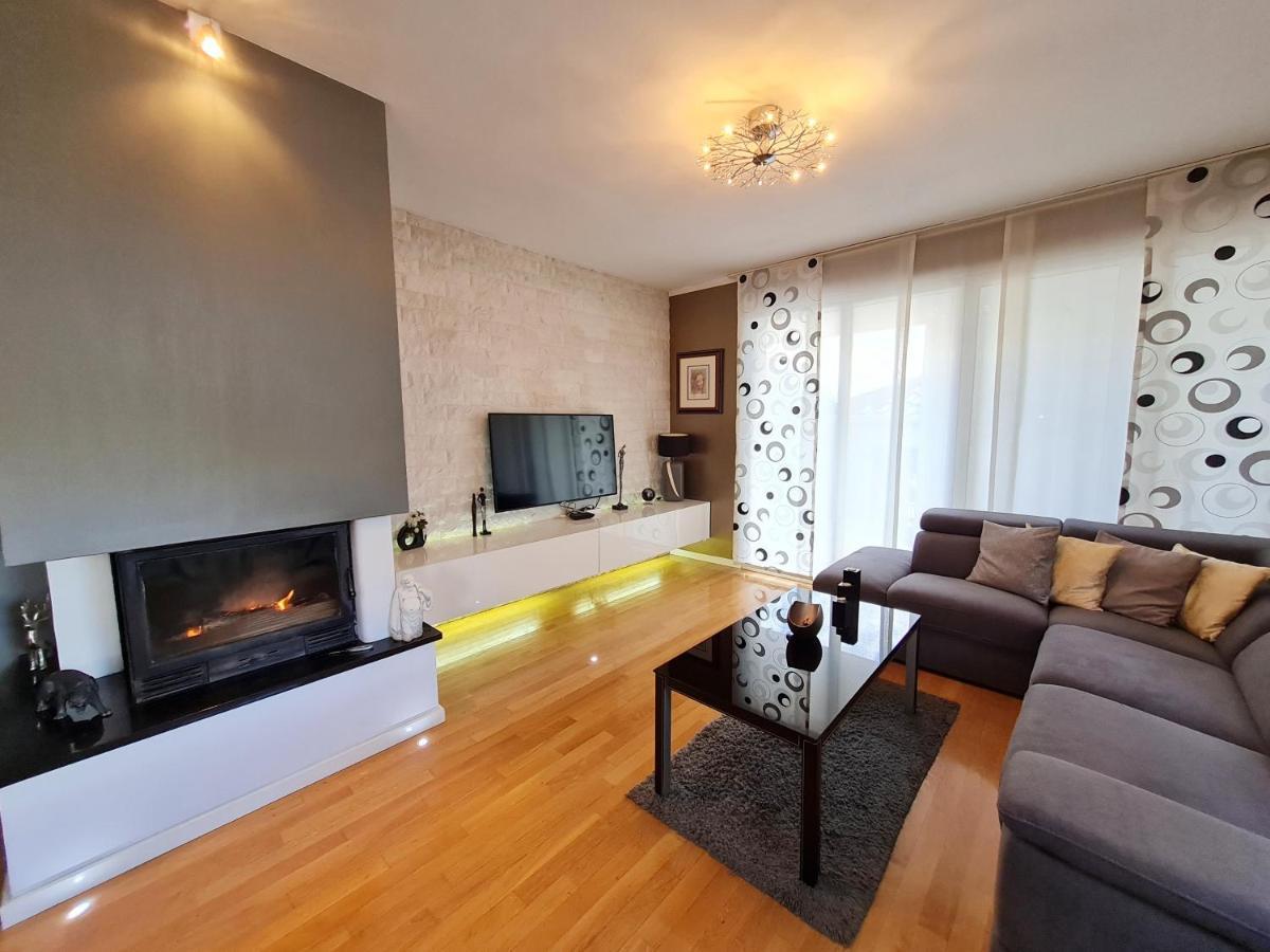 Holiday Home Drago Zadar Eksteriør bilde